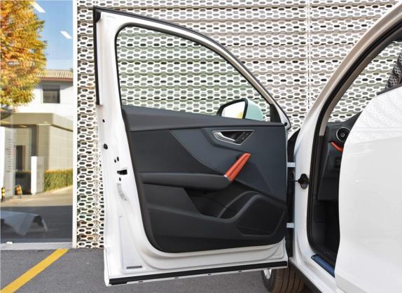 奥迪Q2L 2018款 35 TFSI 时尚致雅型 国V 车厢座椅   前门板