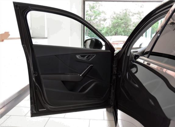 奥迪Q2L 2018款 35 TFSI 上市专享版 国VI 车厢座椅   前门板