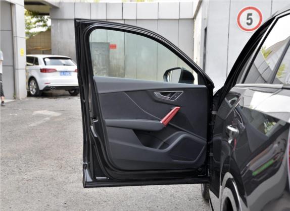 奥迪Q2L 2018款 35 TFSI 时尚动感型 国VI 车厢座椅   前门板