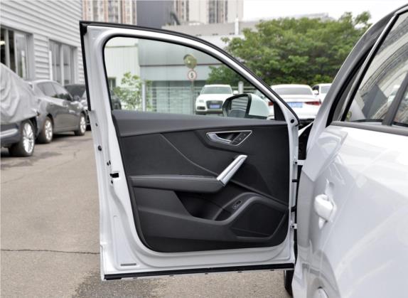 奥迪Q2L 2018款 35 TFSI 豪华致雅型 国VI 车厢座椅   前门板