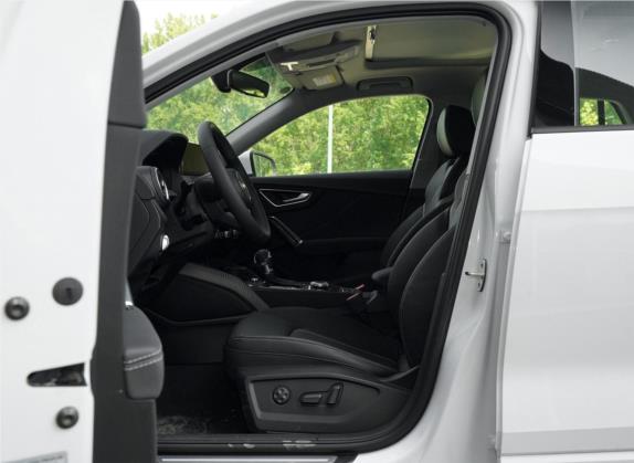 奥迪Q2L 2020款 35 TFSI 豪华致雅型 车厢座椅   前排空间