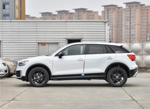 奥迪Q2L 2021款 35 TFSI 进取动感型 外观   正侧