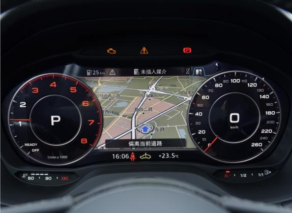 奥迪Q2L 2022款 35 TFSI 豪华动感型 中控类   仪表盘