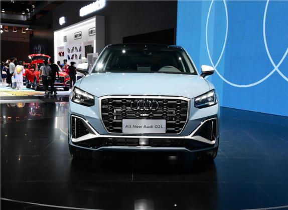 奥迪Q2L 2022款 35 TFSI RS套件燃速型 外观   正前