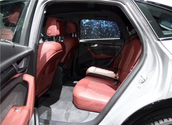 奥迪Q5L Sportback 2021款 45 TFSI 臻选型 车厢座椅   后排空间