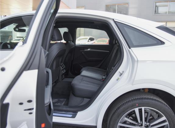 奥迪Q5L Sportback 2021款 40 TFSI 豪华型 车厢座椅   后排空间