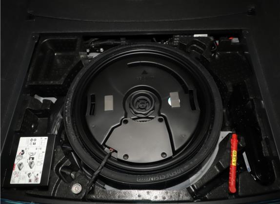 奥迪Q5L Sportback 2021款 40 TFSI 上市特别版 其他细节类   备胎