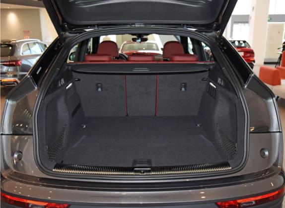 奥迪Q5L Sportback 2021款 40 TFSI 进享人生版 车厢座椅   后备厢