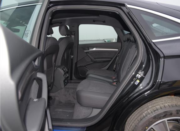 奥迪Q5L Sportback 2022款 40 TFSI 豪华型 车厢座椅   后排空间