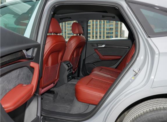 奥迪Q5L Sportback 2022款 40 TFSI 时尚型 车厢座椅   后排空间
