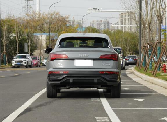 奥迪Q5L Sportback 2022款 40 TFSI 时尚型 外观   正后