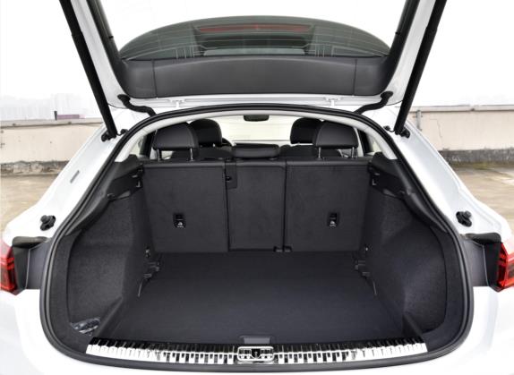 奥迪Q3 Sportback 2020款 45 TFSI quattro 时尚型 车厢座椅   后备厢