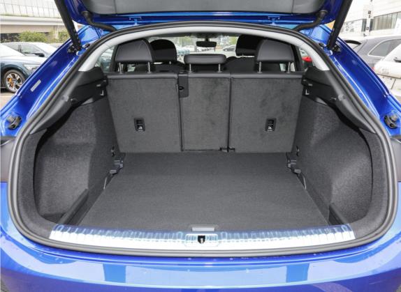 奥迪Q3 Sportback 2022款 35 TFSI 进取型 车厢座椅   后备厢