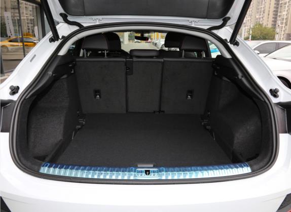 奥迪Q3 Sportback 2022款 40 TFSI 时尚型 车厢座椅   后备厢