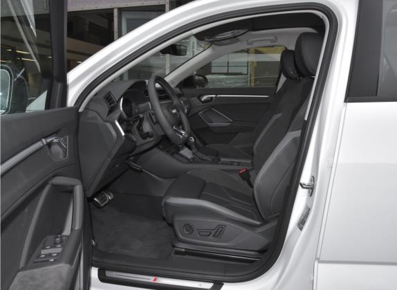 奥迪Q3 Sportback 2022款 45 TFSI quattro 时尚型 车厢座椅   前排空间