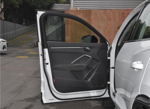奥迪Q3 Sportback 2022款 45 TFSI quattro 时尚型 车厢座椅   前门板