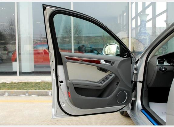 奥迪A4L 2009款 2.0 TFSI 豪华型 车厢座椅   前门板