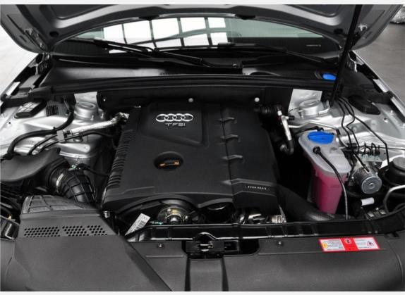 奥迪A4L 2010款 1.8 TFSI 舒适型 其他细节类   发动机舱