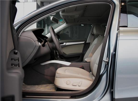 奥迪A4L 2011款 1.8 TFSI 舒适型 车厢座椅   前排空间