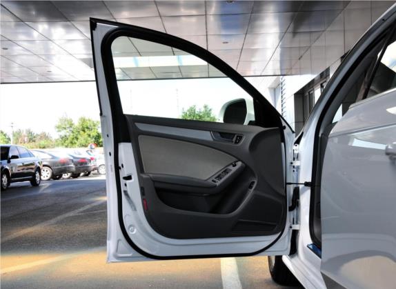 奥迪A4L 2012款 2.0 TFSI 自动标准型 车厢座椅   前门板
