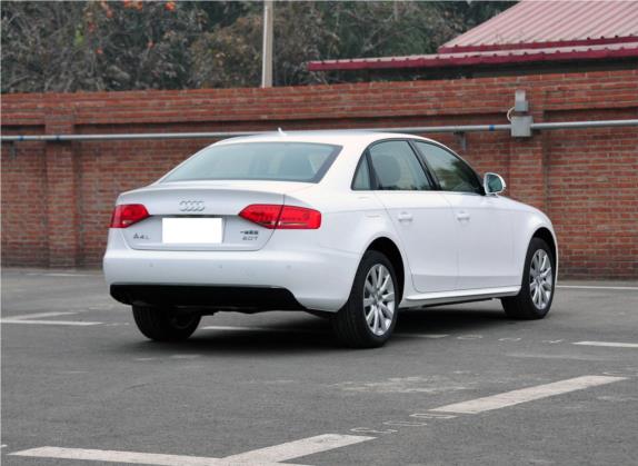 奥迪A4L 2012款 2.0 TFSI 自动豪华型 外观   斜后