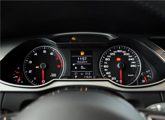奥迪A4L 2013款 40 TFSI quattro个性运动型 中控类   仪表盘