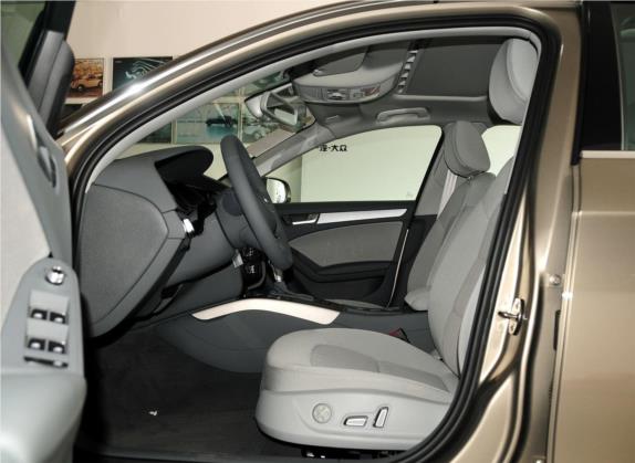 奥迪A4L 2015款 30 TFSI 自动舒适型 车厢座椅   前排空间
