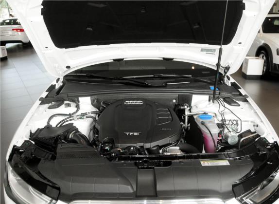 奥迪A4L 2015款 35 TFSI 自动舒适型 其他细节类   发动机舱