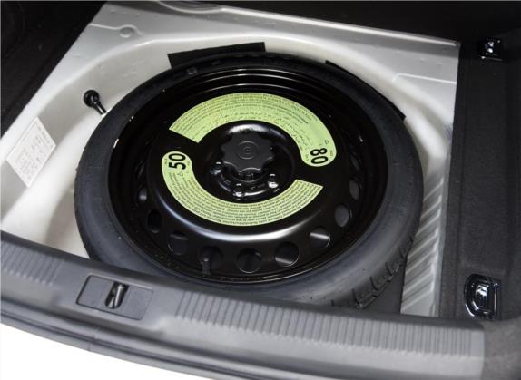 奥迪A4L 2016款 35 TFSI 自动运动型 其他细节类   备胎