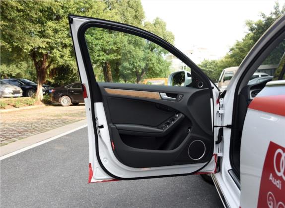 奥迪A4L 2016款 35 TFSI 自动运动型 车厢座椅   前门板