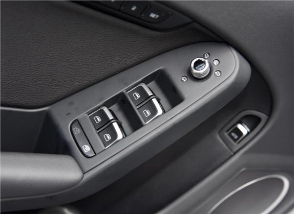 奥迪A4L 2016款 35 TFSI 自动运动型 车厢座椅   门窗控制