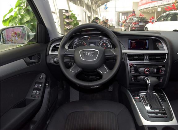 奥迪A4L 2016款 30 TFSI 典藏版 自动舒适型 中控类   驾驶位