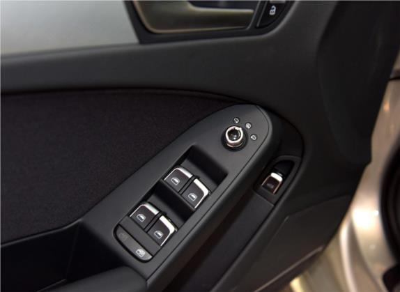 奥迪A4L 2016款 30 TFSI 典藏版 自动舒适型 车厢座椅   门窗控制