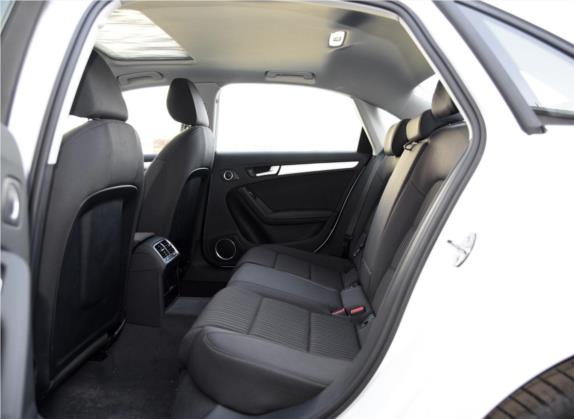 奥迪A4L 2016款 45 TFSI 典藏版 quattro个性运动型 车厢座椅   后排空间