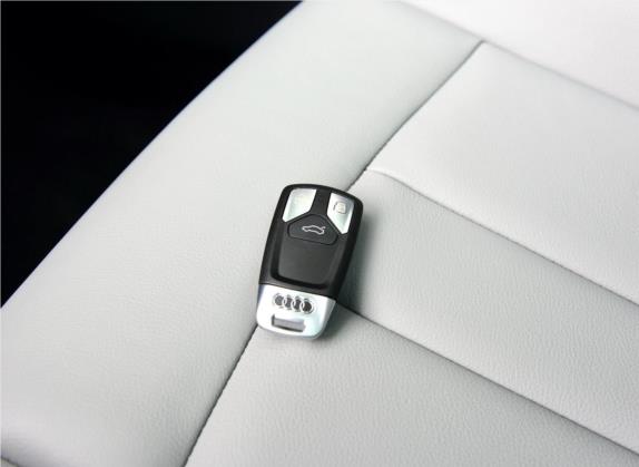 奥迪A4L 2017款 45 TFSI quattro 风尚型 其他细节类   钥匙