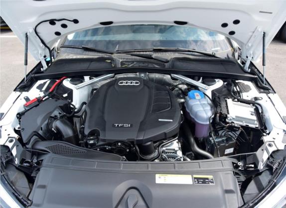 奥迪A4L 2017款 40 TFSI 进取型 其他细节类   发动机舱