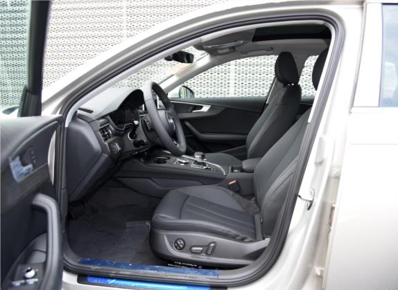 奥迪A4L 2017款 Plus 40 TFSI 风尚型 车厢座椅   前排空间
