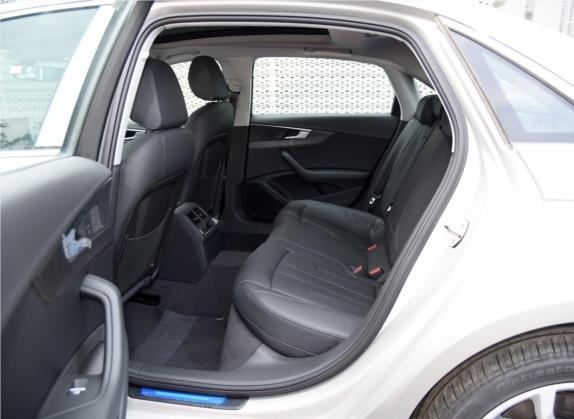 奥迪A4L 2017款 Plus 40 TFSI 风尚型 车厢座椅   后排空间