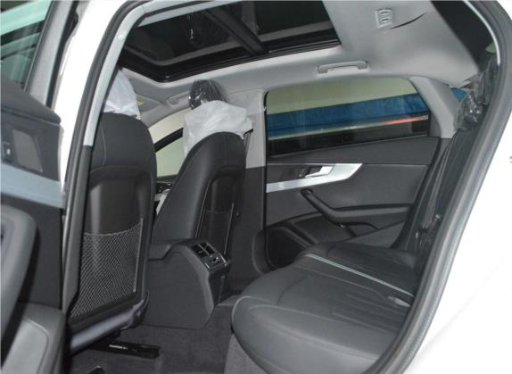 奥迪A4L 2017款 Plus 40 TFSI 运动型 车厢座椅   后排空间