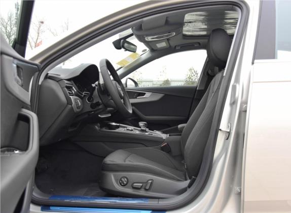 奥迪A4L 2019款 35 TFSI 进取型 国V 车厢座椅   前排空间