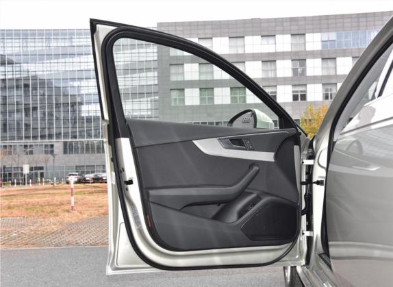 奥迪A4L 2019款 40 TFSI 进取型 国V 车厢座椅   前门板