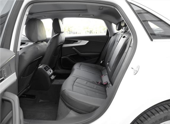 奥迪A4L 2019款 40 TFSI 时尚型 国V 车厢座椅   后排空间