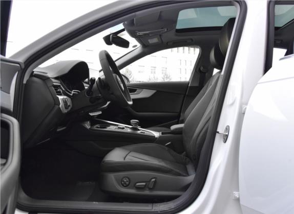 奥迪A4L 2019款 45 TFSI quattro 个性运动版 国V 车厢座椅   前排空间