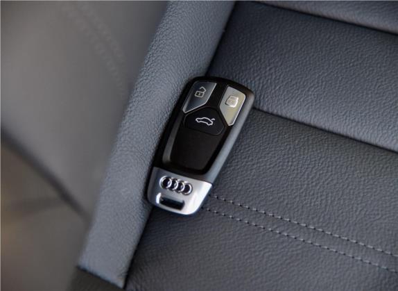 奥迪A4L 2019款 40 TFSI 时尚型 国VI 其他细节类   钥匙