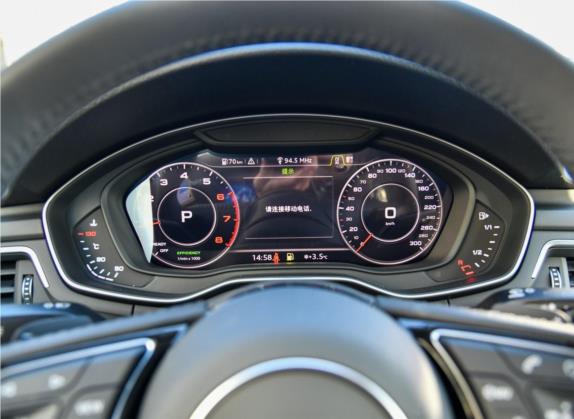 奥迪A4L 2019款 40 TFSI 时尚型 国VI 中控类   仪表盘