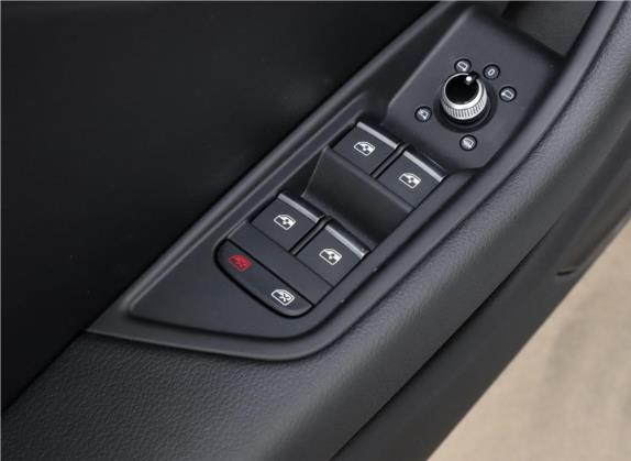奥迪A4L 2020款 35 TFSI 时尚动感型 车厢座椅   门窗控制