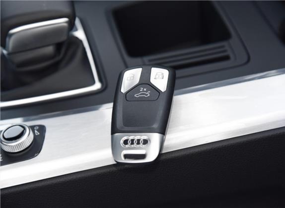 奥迪A4L 2020款 40 TFSI quattro 豪华动感型 其他细节类   钥匙
