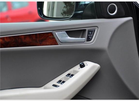 奥迪Q5 2010款 2.0TFSI 舒适型 车厢座椅   门窗控制