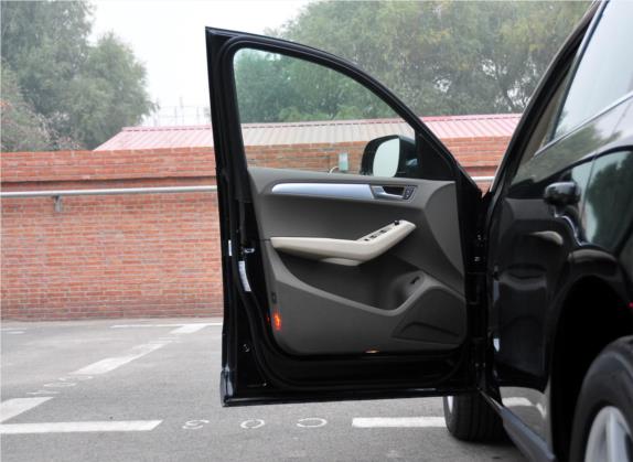 奥迪Q5 2011款 2.0TFSI 技术型 车厢座椅   前门板
