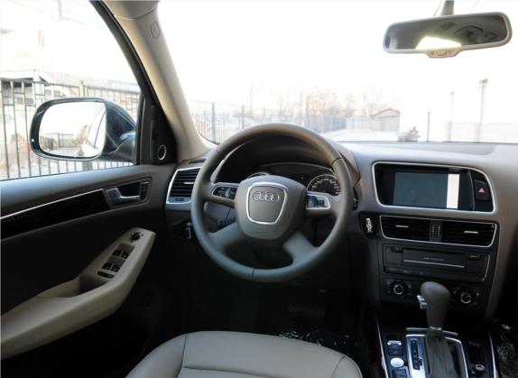 奥迪Q5 2011款 2.0TFSI 舒适型 中控类   驾驶位